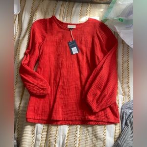 Universal thread long sleeve